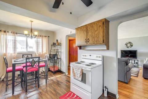 Kitchen | Main Level