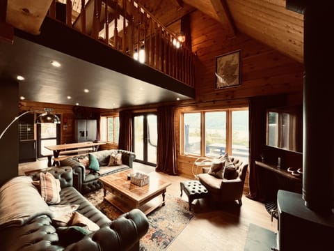 Open plan kitchen / dining / living