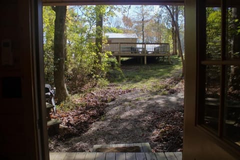 Hidden Paradise Farms – 4 Cabins & RV Sleeps 19 Perfect for Large Groups (8187)