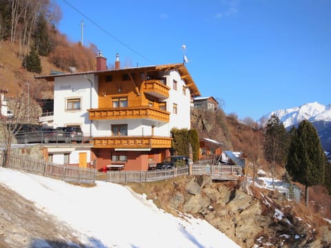 Home, Slope, Winter, Village, Balcony, Mountain Village, Snow, Freezing, Glacial Landform