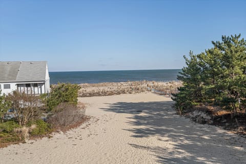 Private Walkway to the Beach