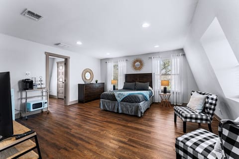Our largest one bedroom at the Boerne River House