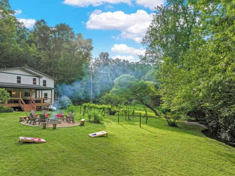 2 acres of Creekside, outdoor bliss!
