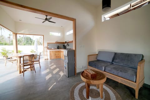 One-Bedroom Villa with Private Pool in Amed (241)