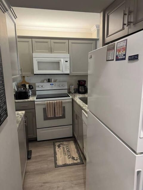 B9eeeb90 6248 4fda 8052 b14845498d2c