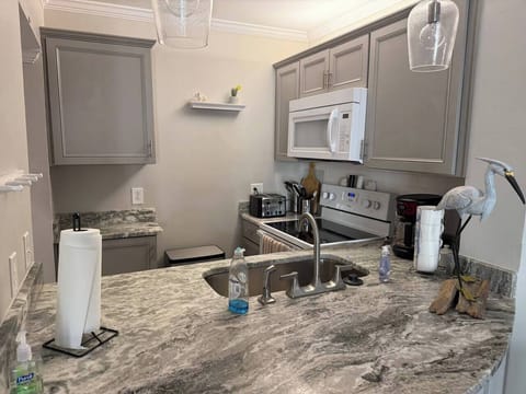 B04c157e 4fa2 40b0 af3b 4f6eafc0db35