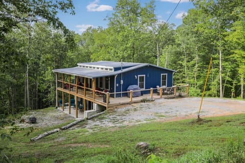 Blue Haven Lakefront Paradise