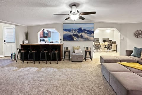 Gaming or work area (if you must) setup with monitors, hookups and printer provided - or kick back and enjoy time with family and friends