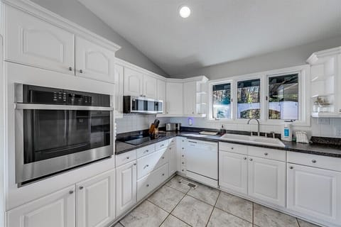 Well appointed kitchen