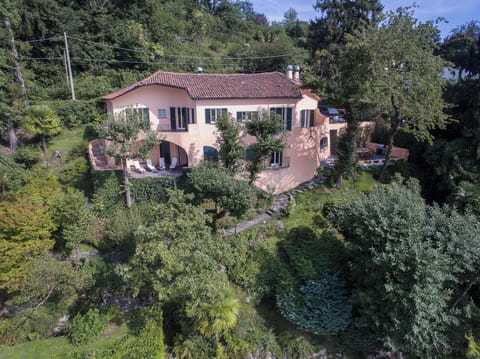 Villa Francesca - Reno, Lake Maggiore - NORTHITALY VILLAS vacation rental