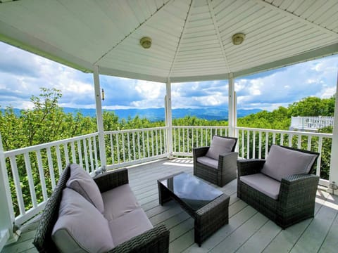 Serenity, comfort and nature! It doesn't get any better