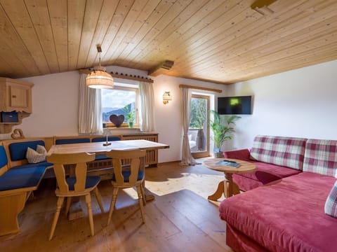 Apartment 2 bedrooms EAST - far view Apartment in Salzburgerland