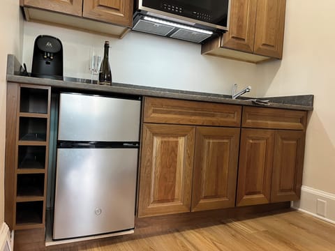 Enjoy wine from your wine tour in our kitchenette.