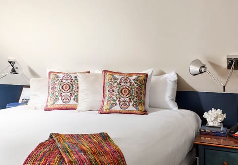 King size bed