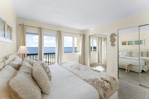You have a king bed to wake up in with a beautiful balcony view every morning.