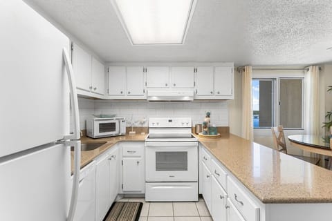 You have wonderful counter space for prep and entertaining.