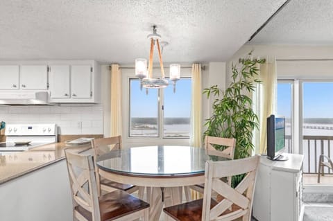 Dinner with a view! Enjoy your dinner while looking out over Lake Powell and the Inlet Bridge.