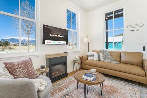 Welcome to Alpine Abode! Where every detail has been thoughtfully placed to make your stay the best possible!