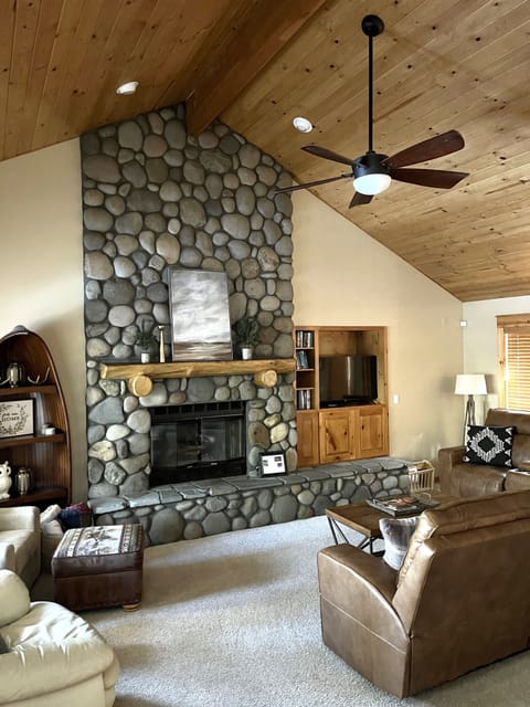 Recliner sofa and loveseat in living room