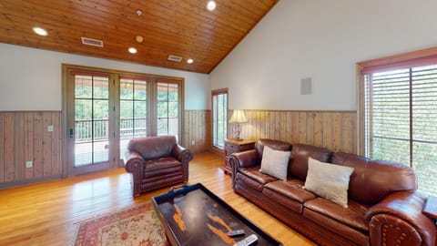 448 Day Springs Rd Living Room