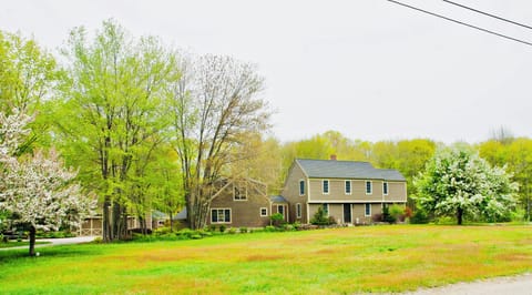 Exterior/front lawn.