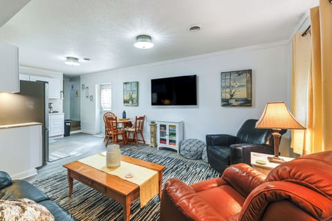 Family Room | Board Games | Free WiFi | Central Air Conditioning/Heat
