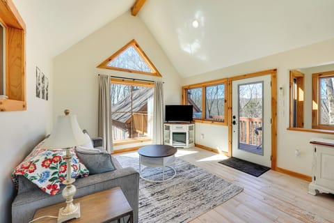 Westbrookville Vacation Rental | 1BR | 1BA | Stairs Required | 840 Sq Ft