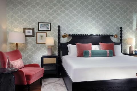 Unit with Queen size bed