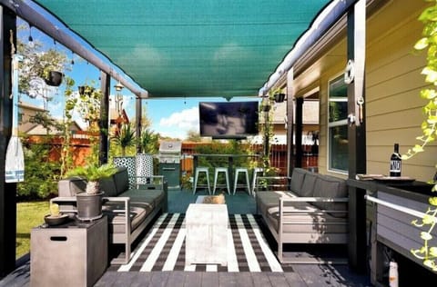 Outdoor living space 