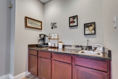 Coffee Bar 1st Floor