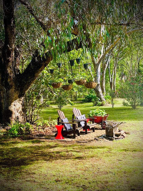 Outdoor area with fire pit - enough wood for one good fire under the stars 