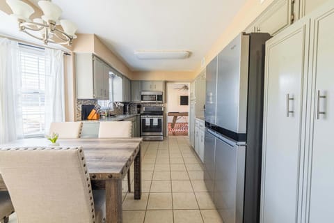 "Perfect for meals and memories."