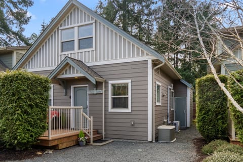 Welcome to Stones' Throw!