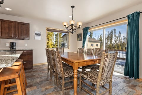 Dining Area – Table for 8