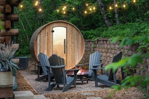 6 person sauna with private fire pit