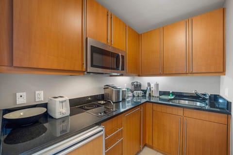 Fully equipped kitchen