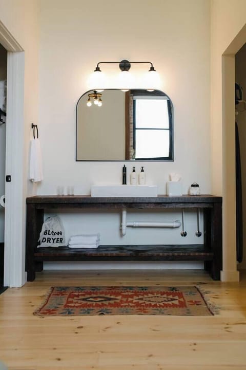 04fc7252 cd6e 4cd4 b374 4eb932f287d4