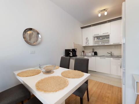 Shade, Balcony, Hotel, Villa, Resort, Outdoor Furniture