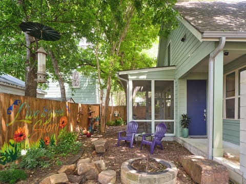 Garden Casita (tiny home) with private entrance. 