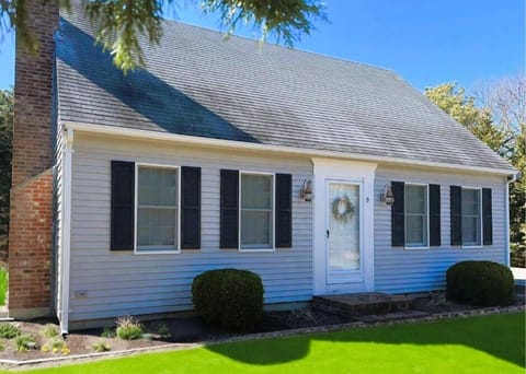 The Gray Whale - A bayside beauty