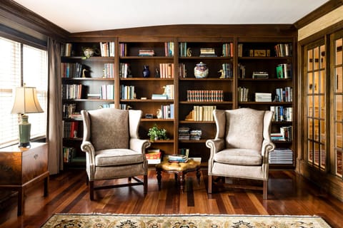 A cozy reading nook with timeless charm, where every seat offers comfort and elegance.