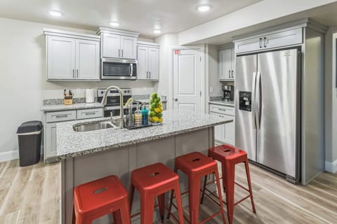 Eat at the breakfast bar