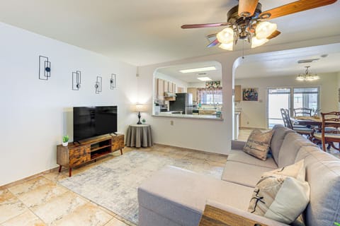 San Antonio Vacation Rental | 3BR | 2BA | 1,500 Sq Ft | 3 Steps Required