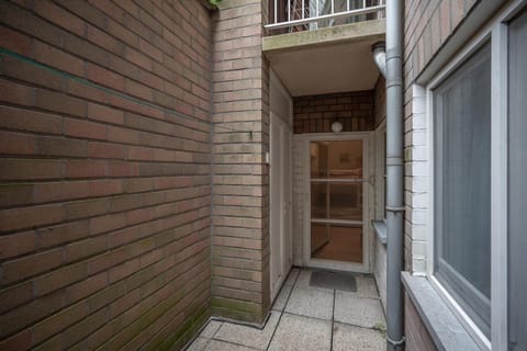 Entrance / Reception