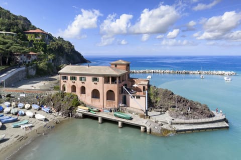 Villa Preia - Levanto, Liguria - by NORTHITALY VILLAS Vacation rentals
