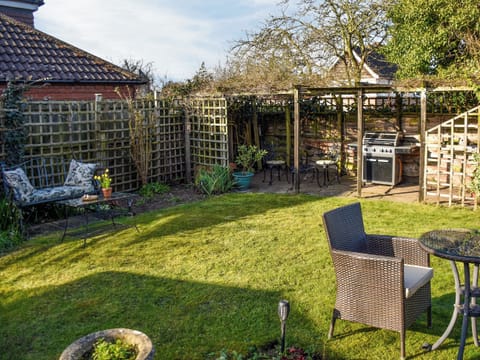 Garden | Millside Holidays, Stalham