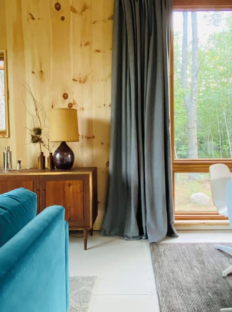 Sofa and dining area are just a few steps away.