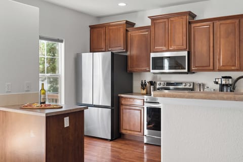 Prepare a quick breakfast or host a family dinner in our spacious kitchen!