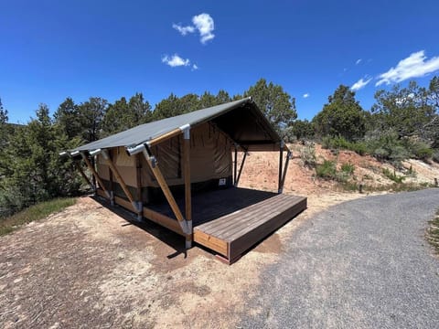 Safari Tent exterior (1)