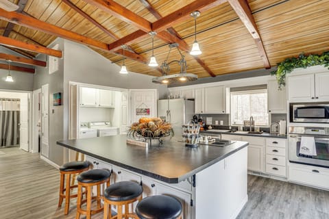 Kitchen | Dishwasher